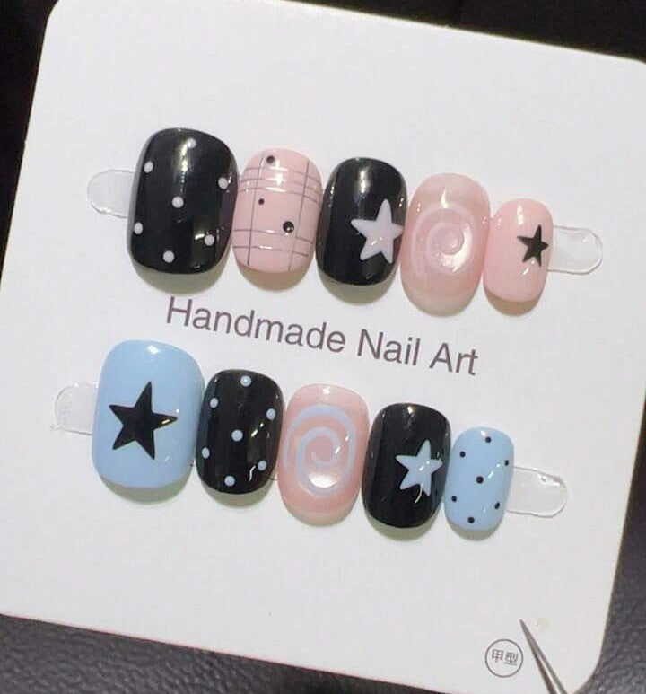 ILLIT "Not Cute Anymore" Press-On Nails