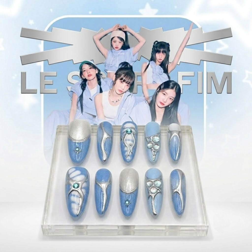 LE SSERAFIM Soft Heart Press-On Nails