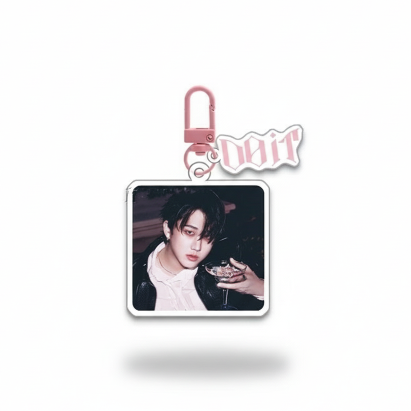 Stray Kids DO IT Keyring Set