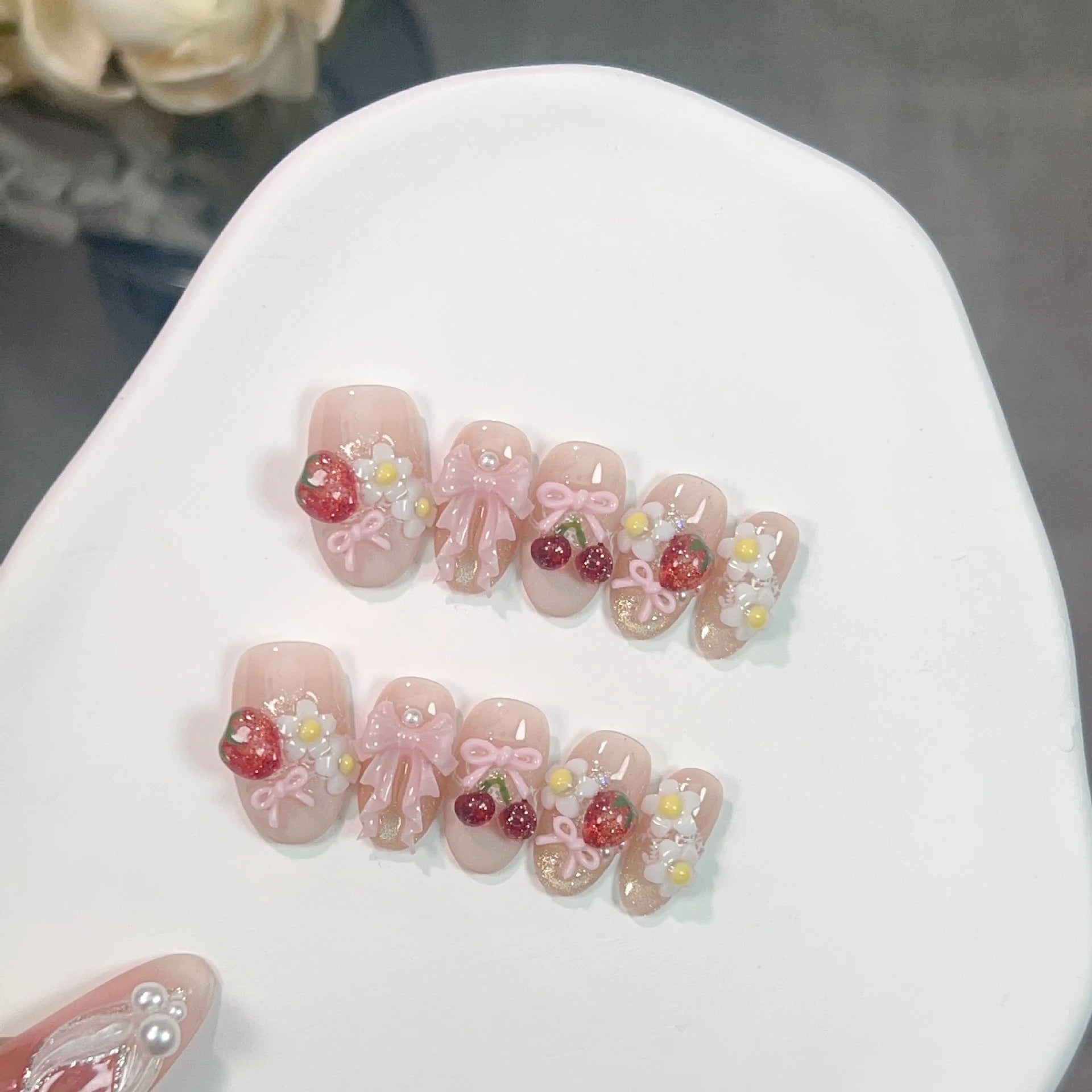 Wonyoung Forever Cherry Press-On Nails (Ver. 2)