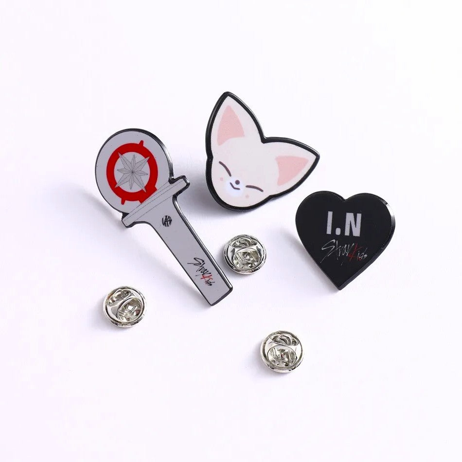SKZOO Triple Badge Collector Set