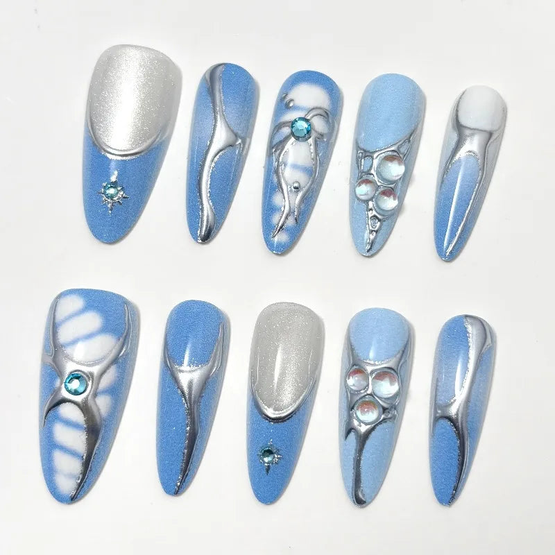 LE SSERAFIM Soft Heart Press-On Nails