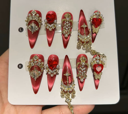 (G)I-DLE Nxde Savage Gold Press-On Nails