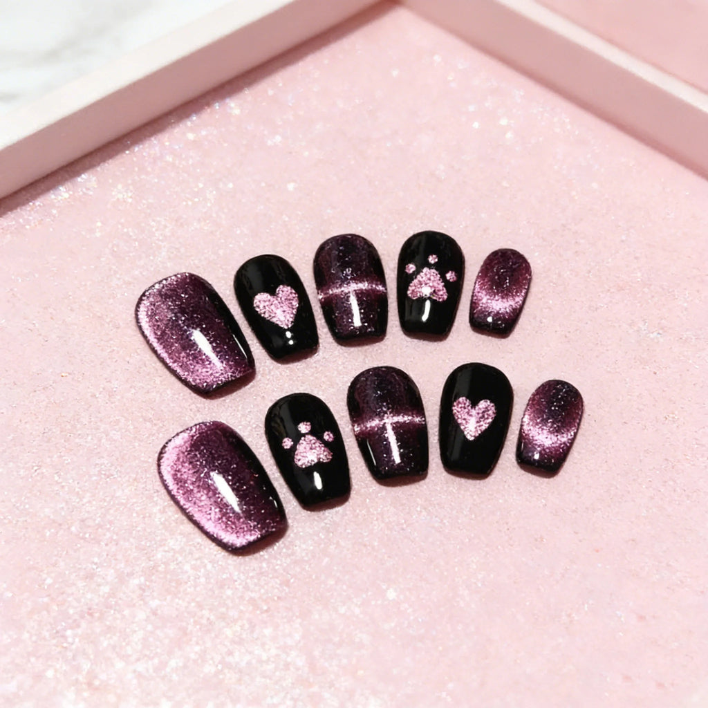 BLACKPINK Cute Cat-Eye Nails