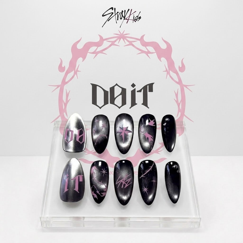Stray Kids Do It  Press-On Nails