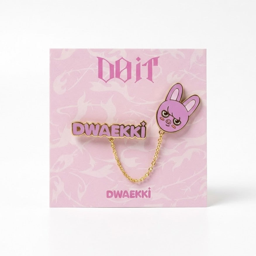 SKZOO Gold Chain Name Brooch