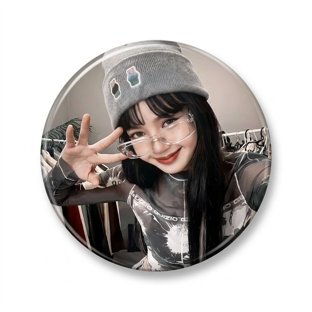 BLACKPINK Lisa 58mm Pin Badge