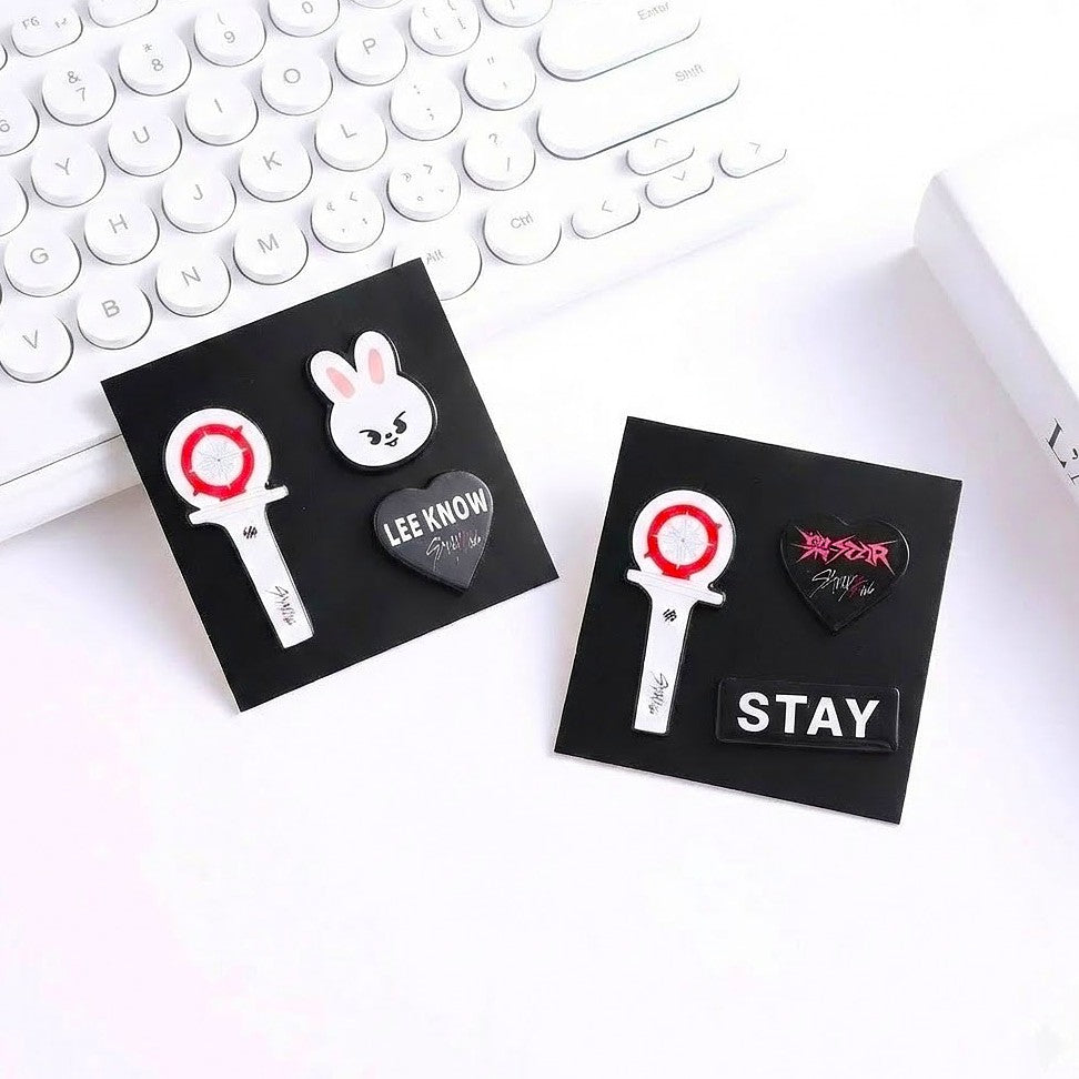 SKZOO Triple Badge Collector Set